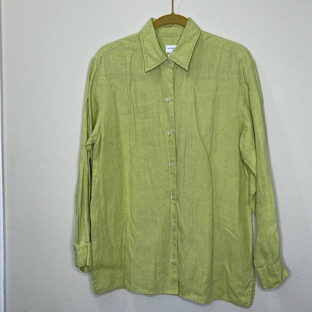 liz Claiborne Lizsport Long Sleeve Button Down Top